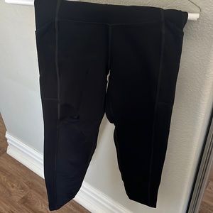 High rise black workout leggings with pockets